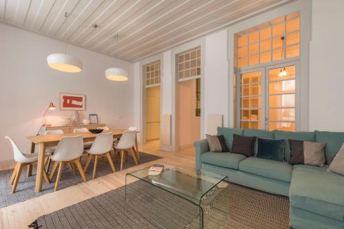 Charming Baixa 3BR with Balcony by LovelyStay 3