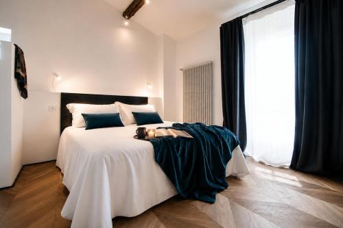 Caesar Suites by "The House Of Travelers"