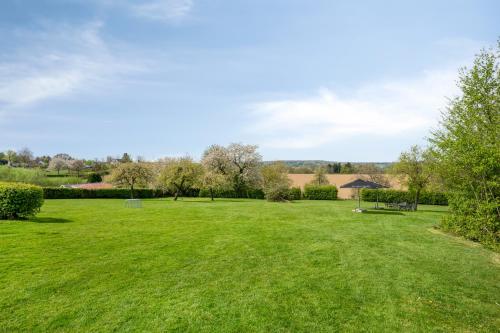 Book the Apartment with Garden View Apartment with Garden View