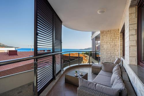 Anatolia apartment new Becici one-bedroom with sea