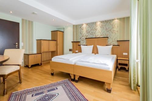 Hotel Zum grünen Kranz - image 8