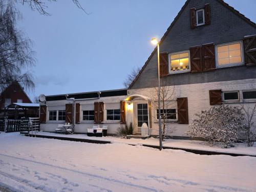A szálláshely kívülről, Ferienhaus Der Strohhut in Emlichheim