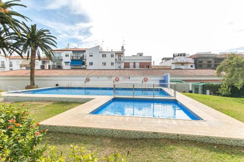 Apartamento en Edificio Coronado con piscina