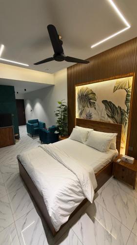 Premium Suites Zamzama - image 2