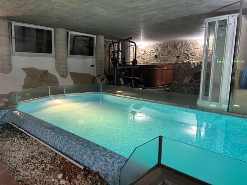 Volta Palazzo Gout in Costa Di Mezzate