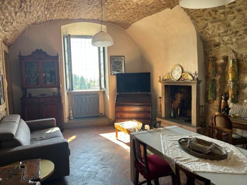 Volta Palazzo Gout in Costa Di Mezzate