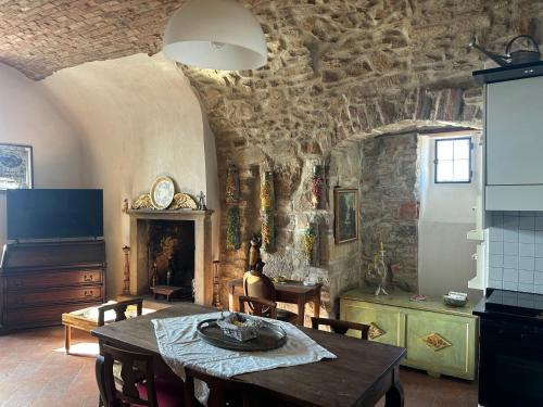 Volta Palazzo Gout in Costa Di Mezzate