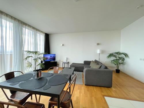 Manchester Luxury Living, 2-Bed Apartment with Pool & Gym, Manchester