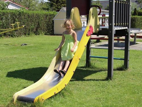 Játszótér, Place2BEach-Bungalow in Verspreide huizen Langeveld