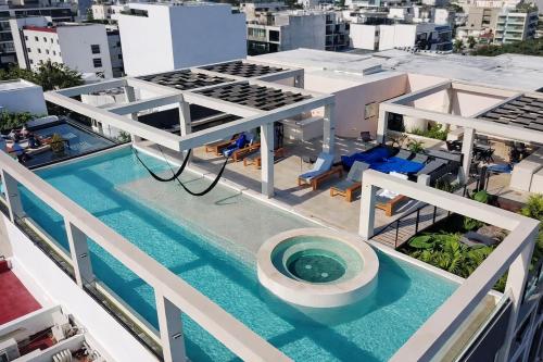 Luxury Condo for 4 Rooftop Pool Near 5th Ave playa de carmen