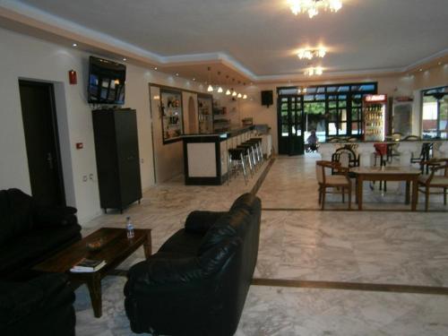 Portego Portego is a popular choice amongst travelers in Zakynthos Island, whether exploring or just passing through. Both business travelers and tourists can enjoy the propertys facilities and services. Ser