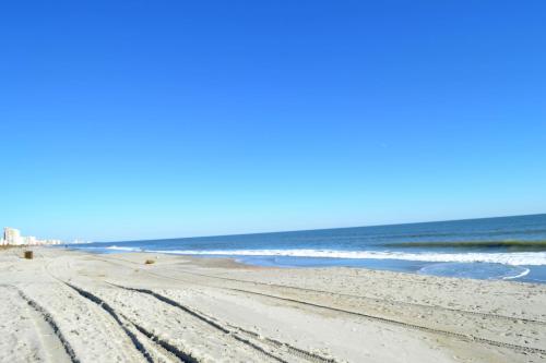 Ocean Towers Resort - image 4