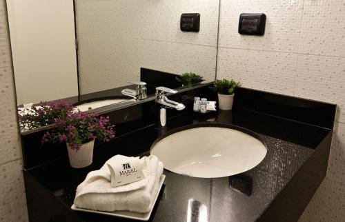 Mariel Hotel Boutique Located in Lima City Center, Hotel Mariel & Apartments is a perfect starting point from which to explore Lima. The hotel has everything you need for a comfortable stay. Free Wi-Fi in all rooms, 24-hou