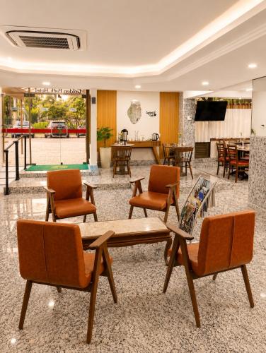 ロビー, Hotel Golden Park Rio de Janeiro Aeroporto By Nacional Inn in グロリア