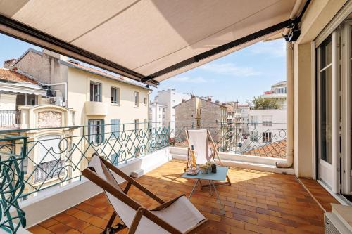 Cosy Rooftop with Terrace - Happy Rentals