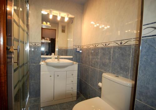 Lets Holidays APARTMENT POOL TERRACE TOSSA DE MAR - image 5