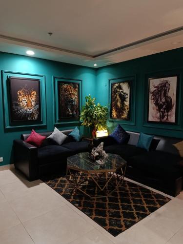 Goldcrest Luxury Stay - DHA Phase 4  Lahore - image 2