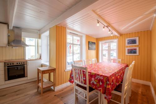 Nyksund Retreat - Residence for Inspiration and Recreation by the Ocean in Nyksund