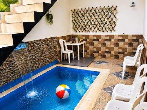 Casa moderna, central, con piscina privada