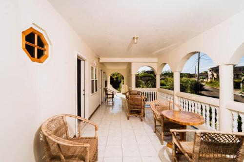 Vacation Rental Coral Spring, Falmouth JAM 8 BDRM in Corral Spring
