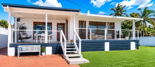 A szálláshely kívülről, Amazing Oceanfront retreat at Saunders Beach in Bushland Beach
