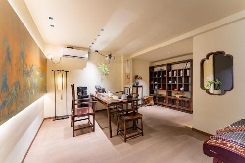 Hidden Retreat - image 3