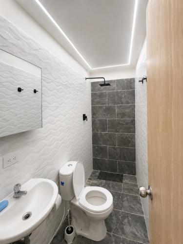 Tu acogedor hogar en Medellín - image 5