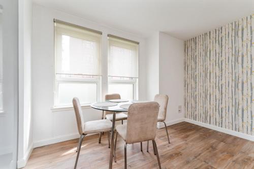 Spacious 2BR Springfield Flat with Free Parking in Glasgow