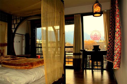 Lijiang Baisha Free Time Designed Hotel