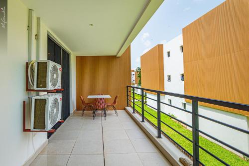Tanji Cliffs Beachside Residence in Tanji