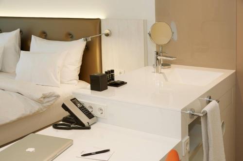 1 double bed