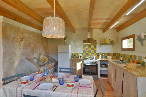 Country Cozy House - image 9