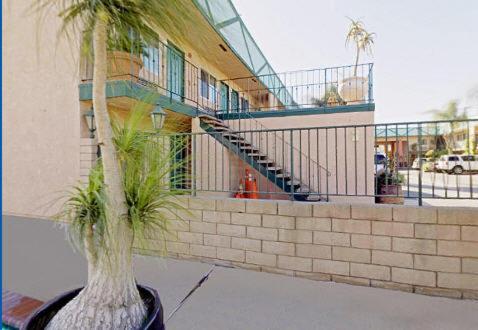 アメリカズ ベスト バリュー イン&スイーツ フォンタナ