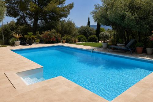 Villa jumelée 3 chambres cadre idyllique - Location saisonnière - La Cadière-d'Azur