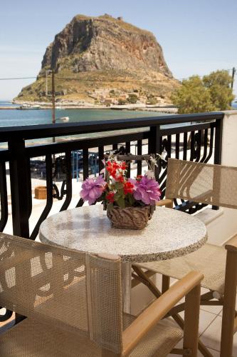 Erkély/terasz, Filoxenia Hotel Monemvasia in Monemvaszia