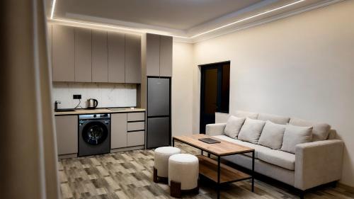 2 bedrooms, 4 beds