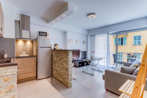SUEDE 2 AP4208 By Riviera Holiday Homes - image 4