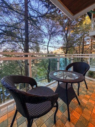 Erkély/terasz, Cedar Breeze Villas - An LVB Experience in Hathipaon