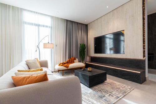 Amber Hospitality - BLVD Room Type - Three-Bedroom Deluxe Apartment