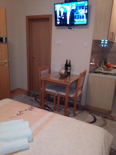 Sun City Apartments