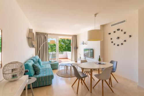 Alcazaba Lagoon Apartment