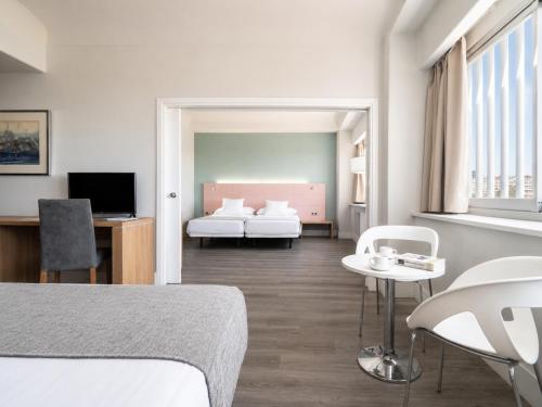 Hotel Chamartin The One Room Type - Family Suite (4 Adults)