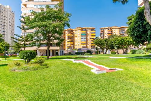 Cubo's Playamar Beach Apartment - image 3