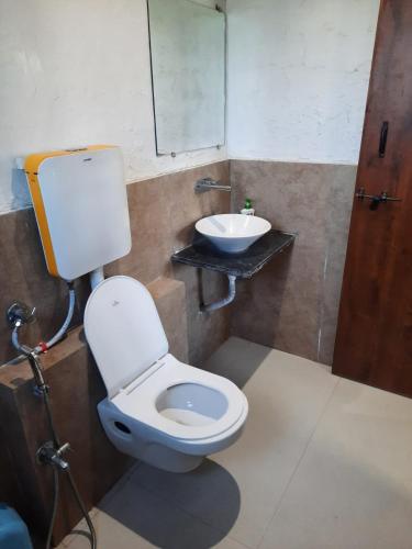 Orchids Villa - image 3