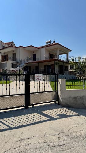 Maison Olga gîte à louer Órmos Fanári