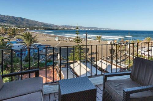310 Puerto Banus Front Line Panoramic Sea View