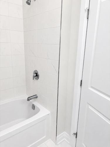 Cozy Navy Retreat-Private Ensuite in Cumberland (ON)