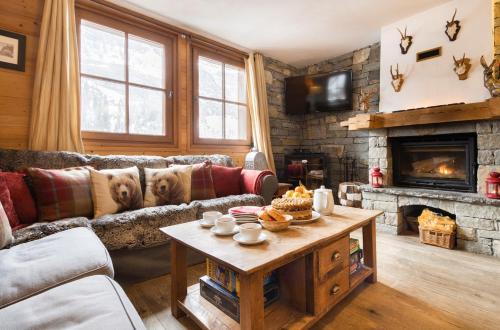Chalet Belvedere Cosy 6 Bedroom Chalet in Tignes