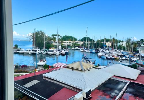 ทัศนียภาพ, Royal beach, Elegance & vue mer à 2 min plage (Royal beach, Elegance & vue mer a 2 min plage) in ปวงต์ ดู บู