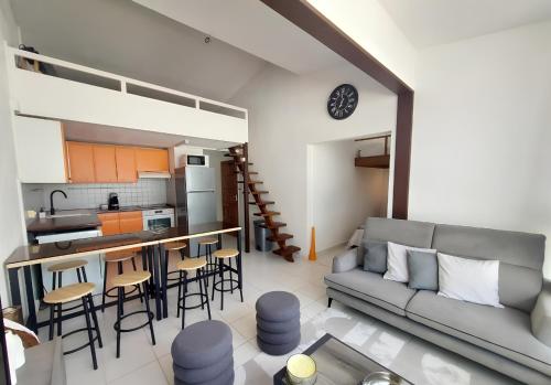 Royal beach, Elegance & vue mer à 2 min plage (Royal beach, Elegance & vue mer a 2 min plage) in ปวงต์ ดู บู